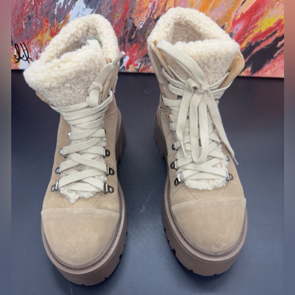 Steve Madden Reyen Platform Boot in Oatmeal Suede SZ7 - Picture 3 of 7